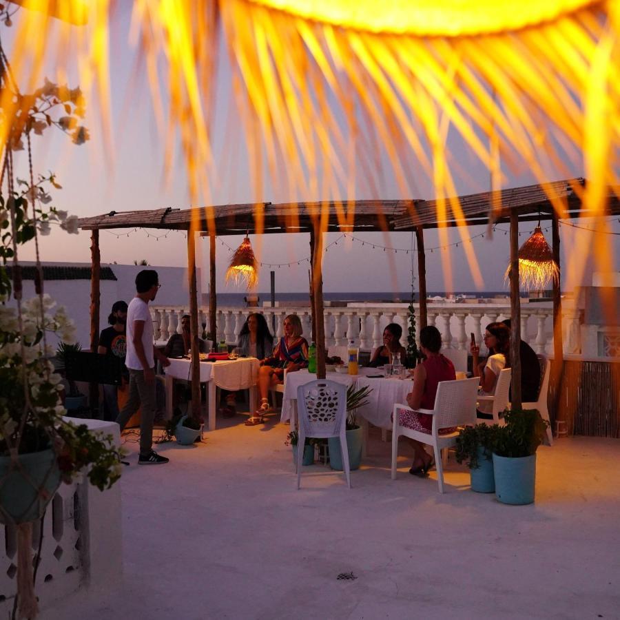 Dar Evelyne By Daldoul Hotel มาห์เดีย ภายนอก รูปภาพ